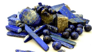 Lapis Lazuli: Unlocking the Mystical Powers and Benefits