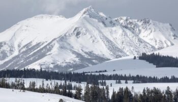 Unveiling the Ultimate Rocky Mountain Ski Resorts