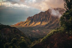 Read more about the article Discover the Must-See Gems of Hawaii